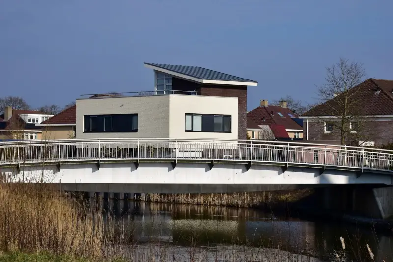 Zonnepanelen Huren met Thuisbatterij: Zo Werkt Het